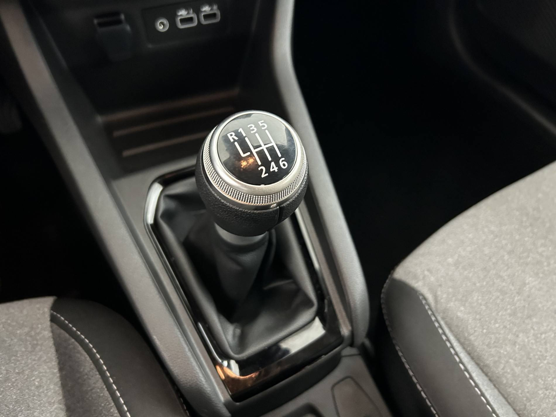 Vente en ligne Renault Clio 5 Clio TCe 90 au prix de 16 490 €