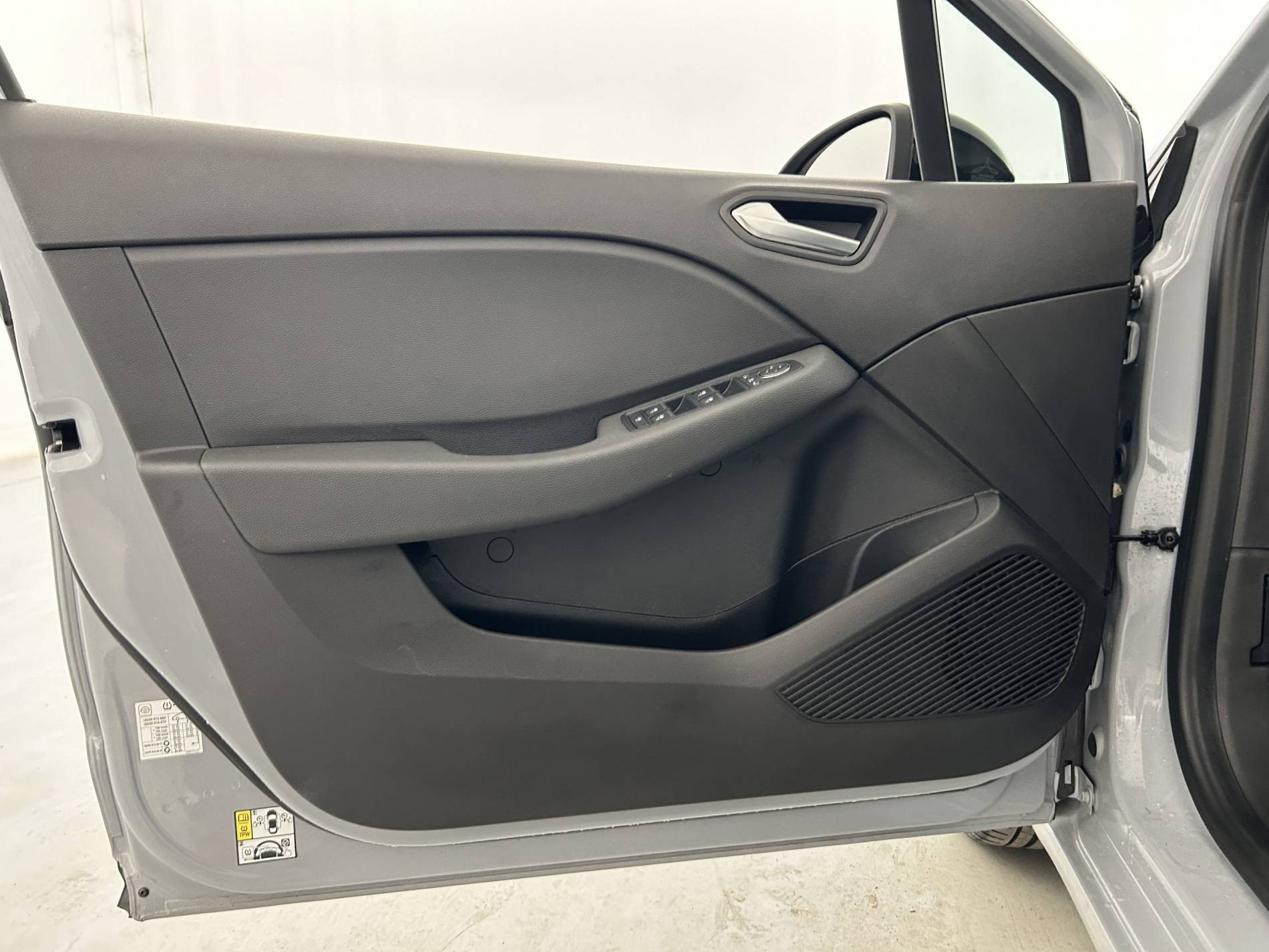 Vente en ligne Renault Clio 5 Clio TCe 90 au prix de 16 490 €