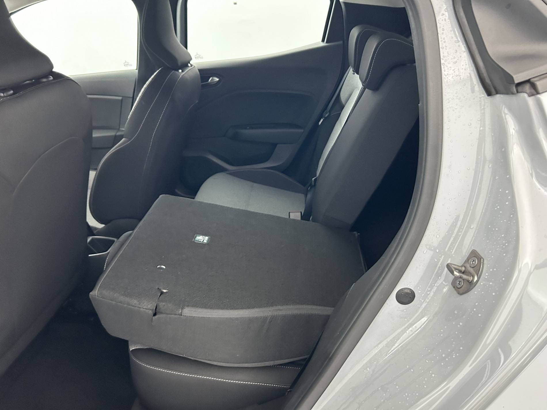 Vente en ligne Renault Clio 5 Clio TCe 90 au prix de 16 490 €