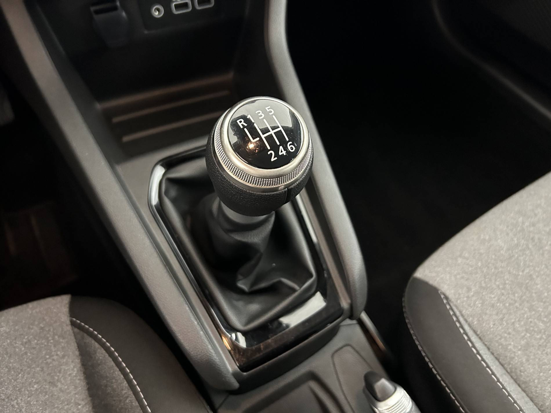 Vente en ligne Renault Clio 5 Clio TCe 90 au prix de 16 490 €