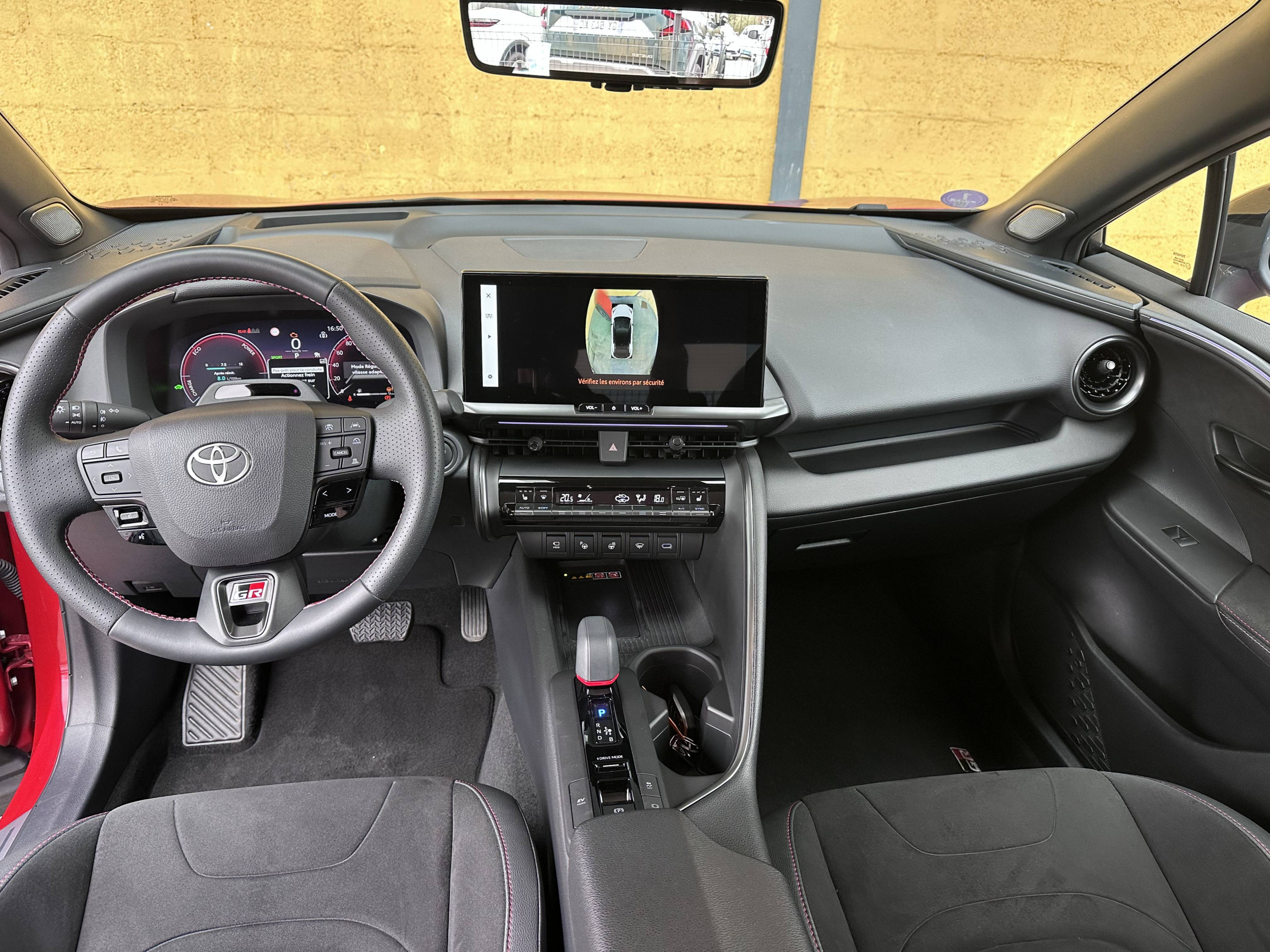 Vente en ligne Toyota C-HR  Hybride 200 AWD-i au prix de 33 990 €