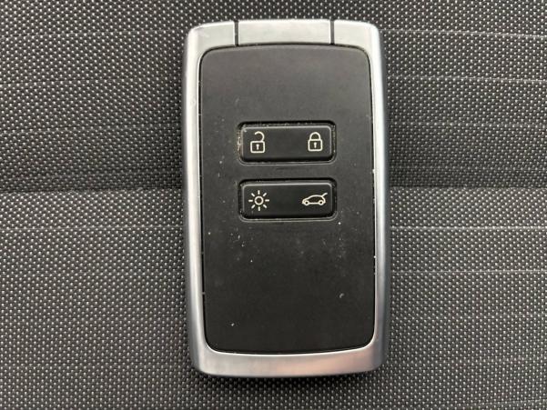 Vente en ligne Renault Arkana  E-Tech 145 au prix de 18 970 €
