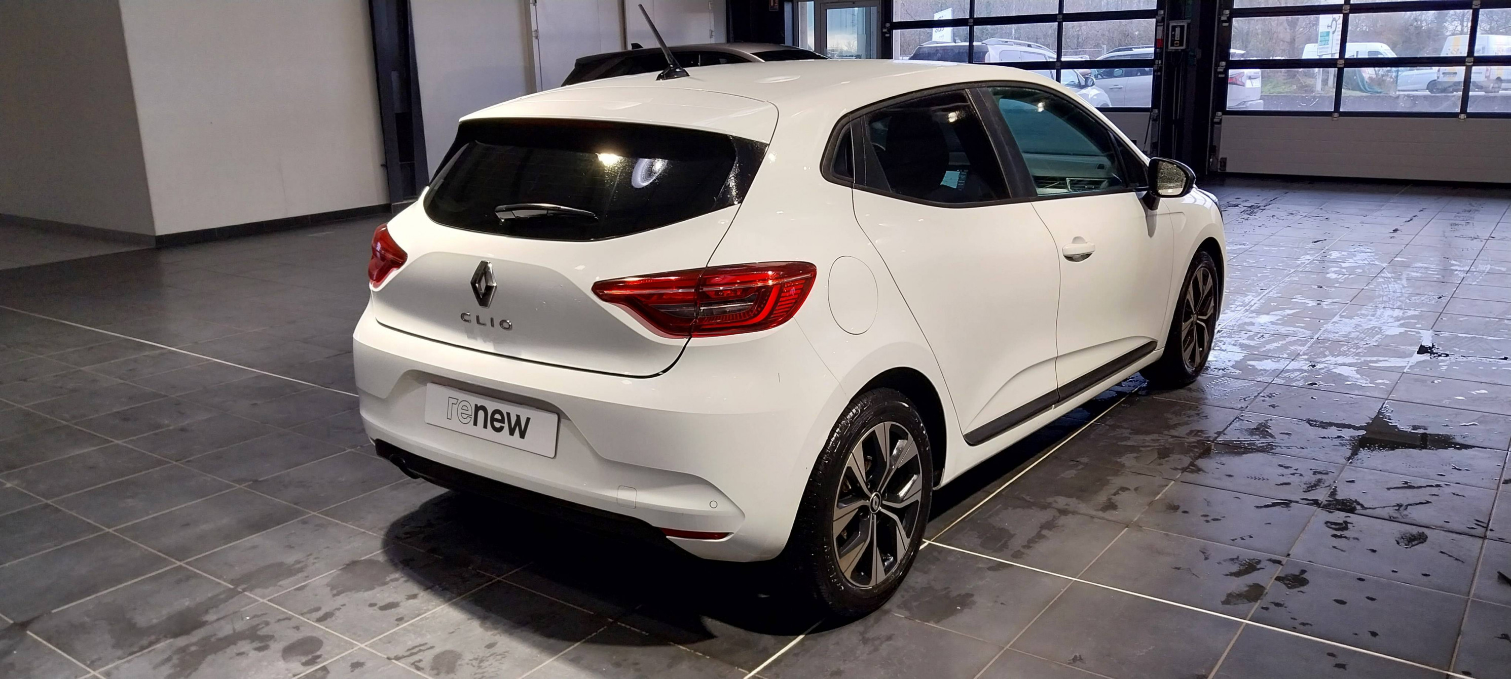 Vente en ligne Renault Clio 5 Clio Blue dCi 100 au prix de 14 690 €