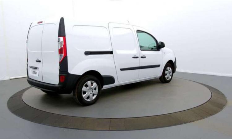 Vente en ligne Renault Kangoo Express  GRAND VOLUME BLUE DCI 95 au prix de 14 590 €