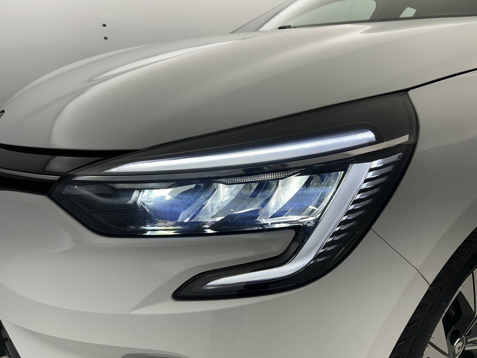 Vente en ligne Renault Clio 5 Clio TCe 100 GPL - 21 au prix de 13 490 €