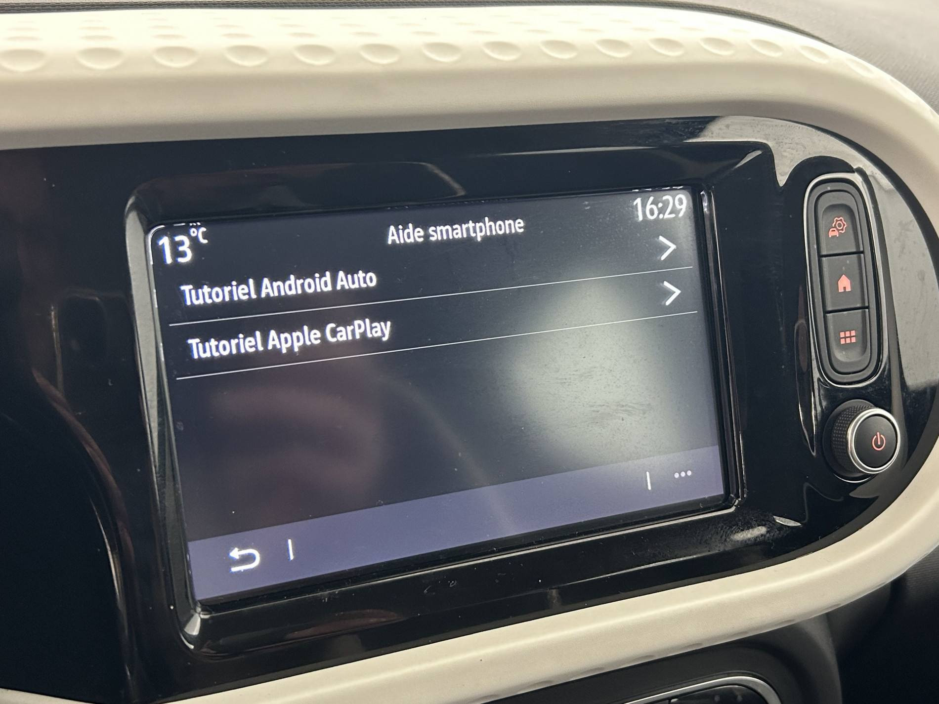 Vente en ligne Renault Twingo Electrique Twingo III E-Tech au prix de 12 490 €