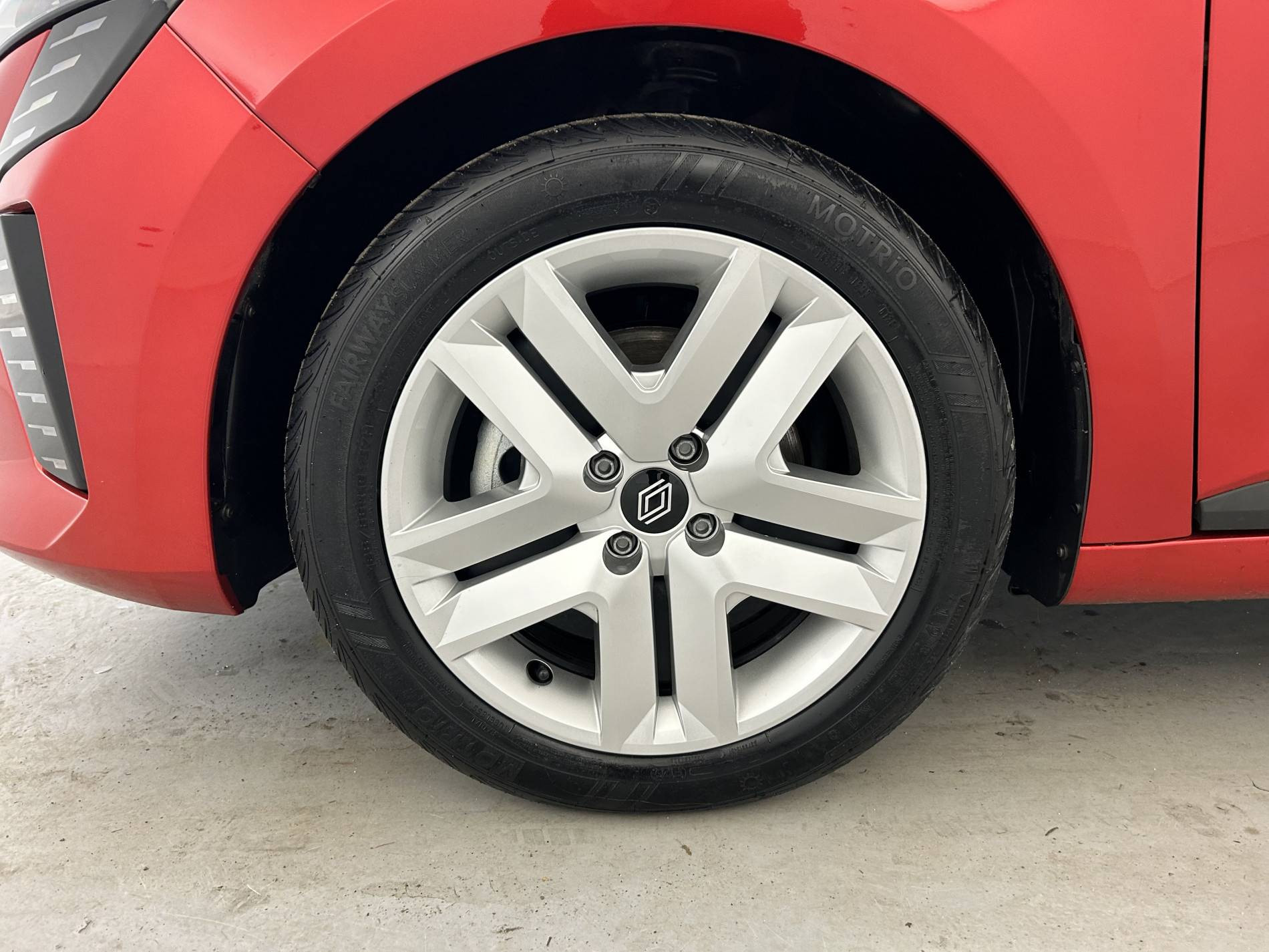 Vente en ligne Renault Clio 5 Clio E-Tech full hybrid 145 ch GSR2 au prix de 19 990 €