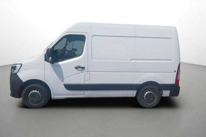 Vente en ligne Renault Master Fourgon MASTER FGN TRAC F3300 L1H2 BLUE DCI 150 au prix de 25 870 €