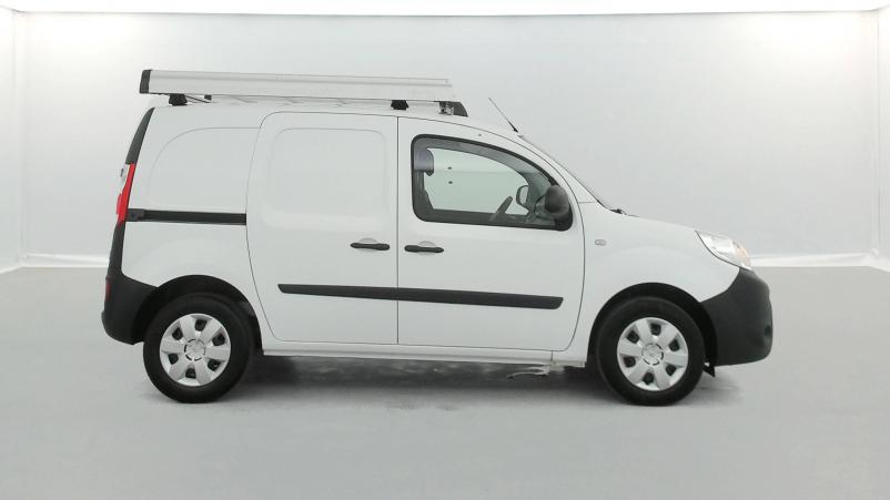 Vente en ligne Renault Kangoo Express  BLUE DCI 80 au prix de 11 970 €