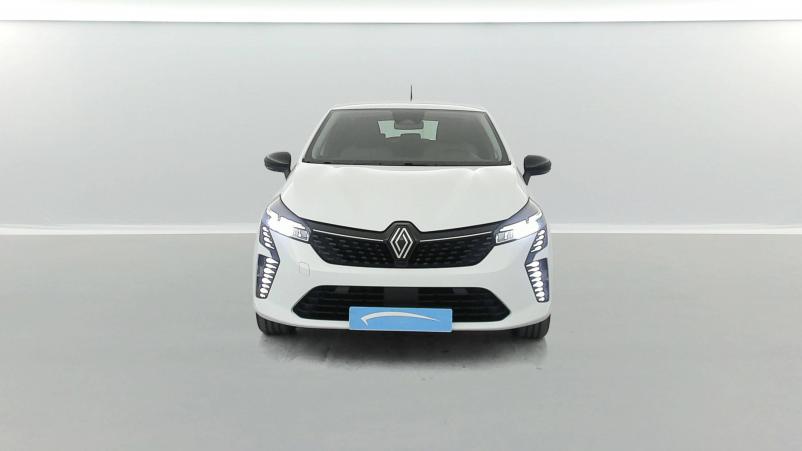 Vente en ligne Renault Clio 5 Clio Blue dCi 100 ch GSR2 au prix de 17 970 €