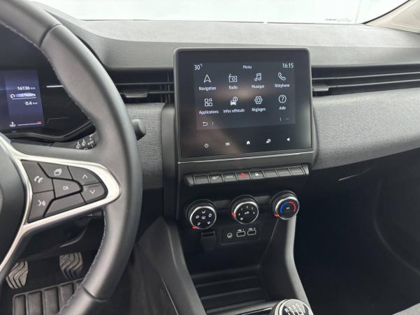 Vente en ligne Renault Clio 5 Clio Blue dCi 100 ch GSR2 au prix de 17 970 €