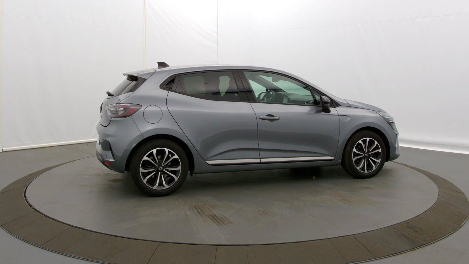 Vente en ligne Renault Clio 5 Clio Eco-G 100 ch GSR2 au prix de 16 990 €