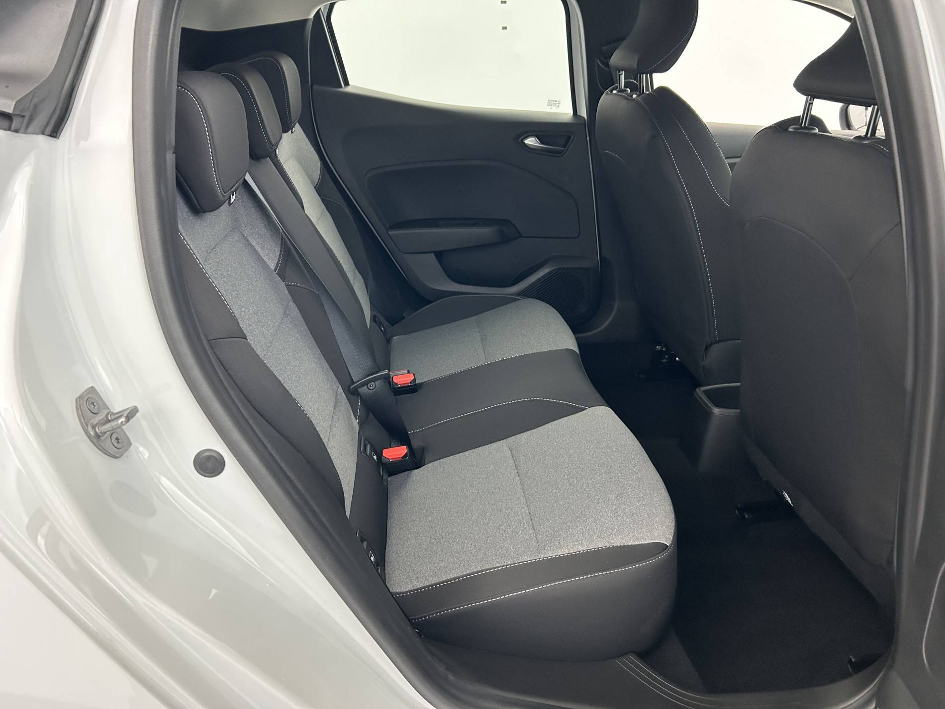 Vente en ligne Renault Clio 5 Clio TCe 90 ch GSR2 au prix de 16 990 €