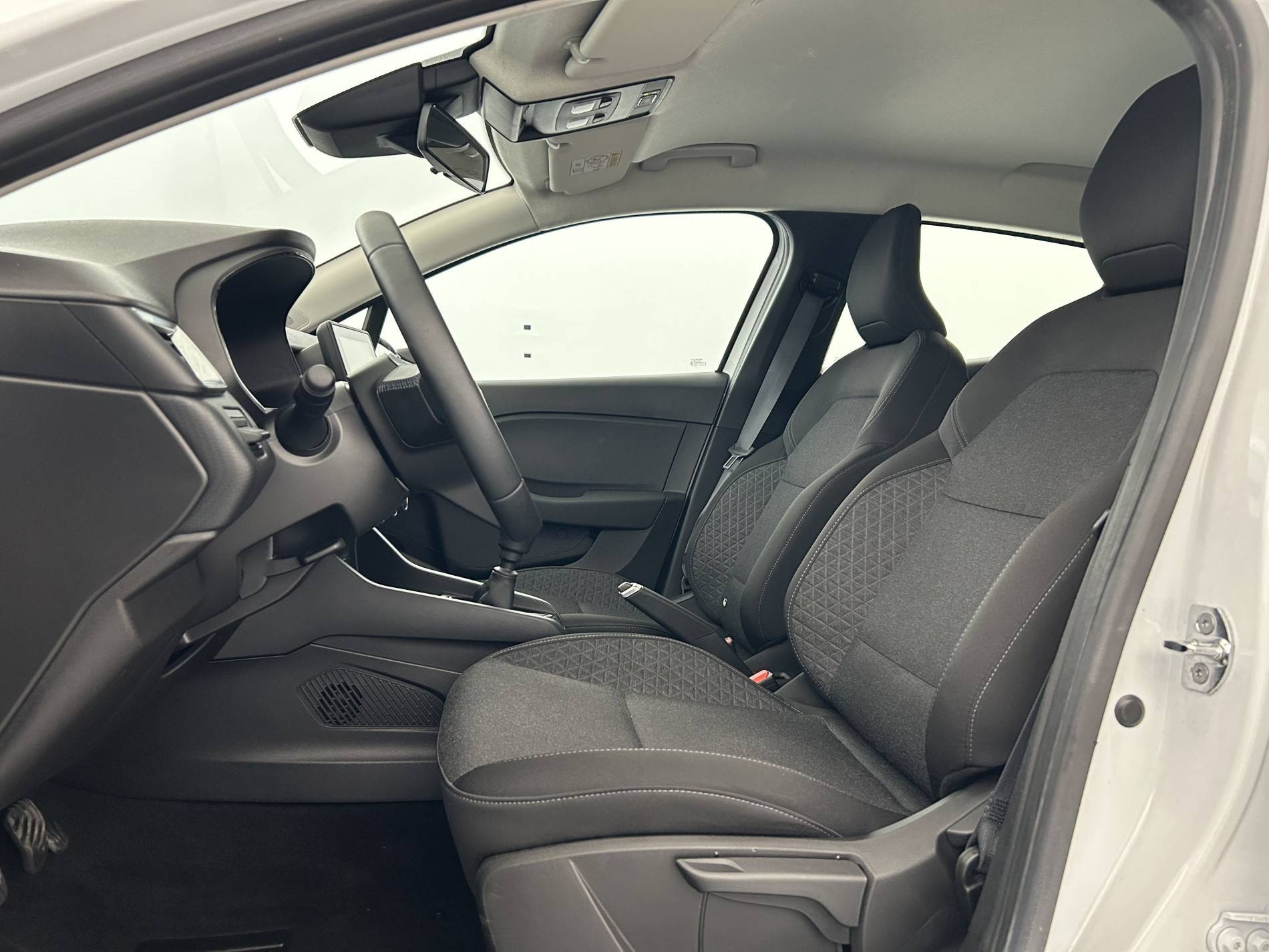 Vente en ligne Renault Clio 5 Clio TCe 90 - 21N au prix de 14 390 €