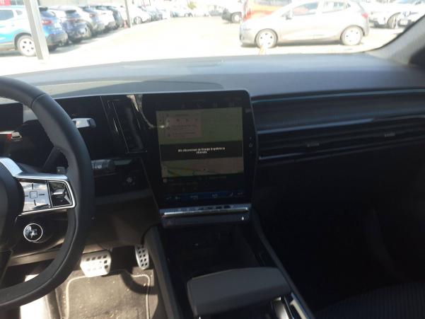 Vente en ligne Renault Espace Espace E-Tech full hybrid 200 5pl au prix de 45 490 €