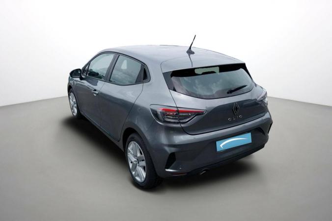 Vente en ligne Renault Clio 5 Clio TCe 90 au prix de 16 570 €
