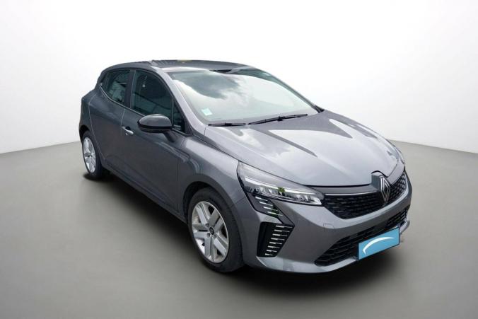 Vente en ligne Renault Clio 5 Clio TCe 90 au prix de 16 570 €