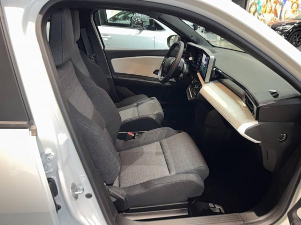 Vente en ligne Renault R5 E-Tech  120 ch autonomie urbaine au prix de 27 590 €