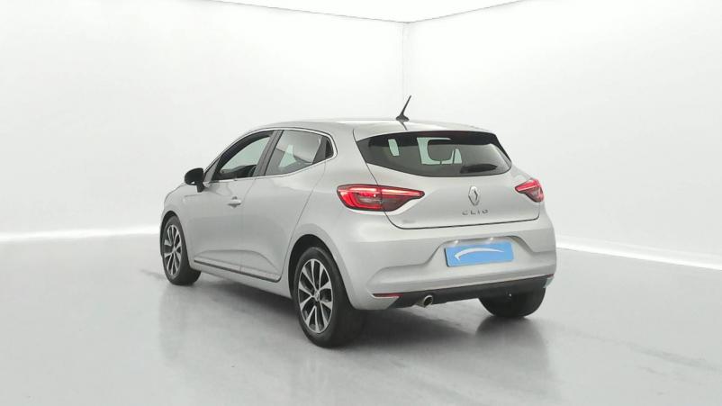 Vente en ligne Renault Clio 5 Clio TCe 90 - 21N au prix de 15 290 €