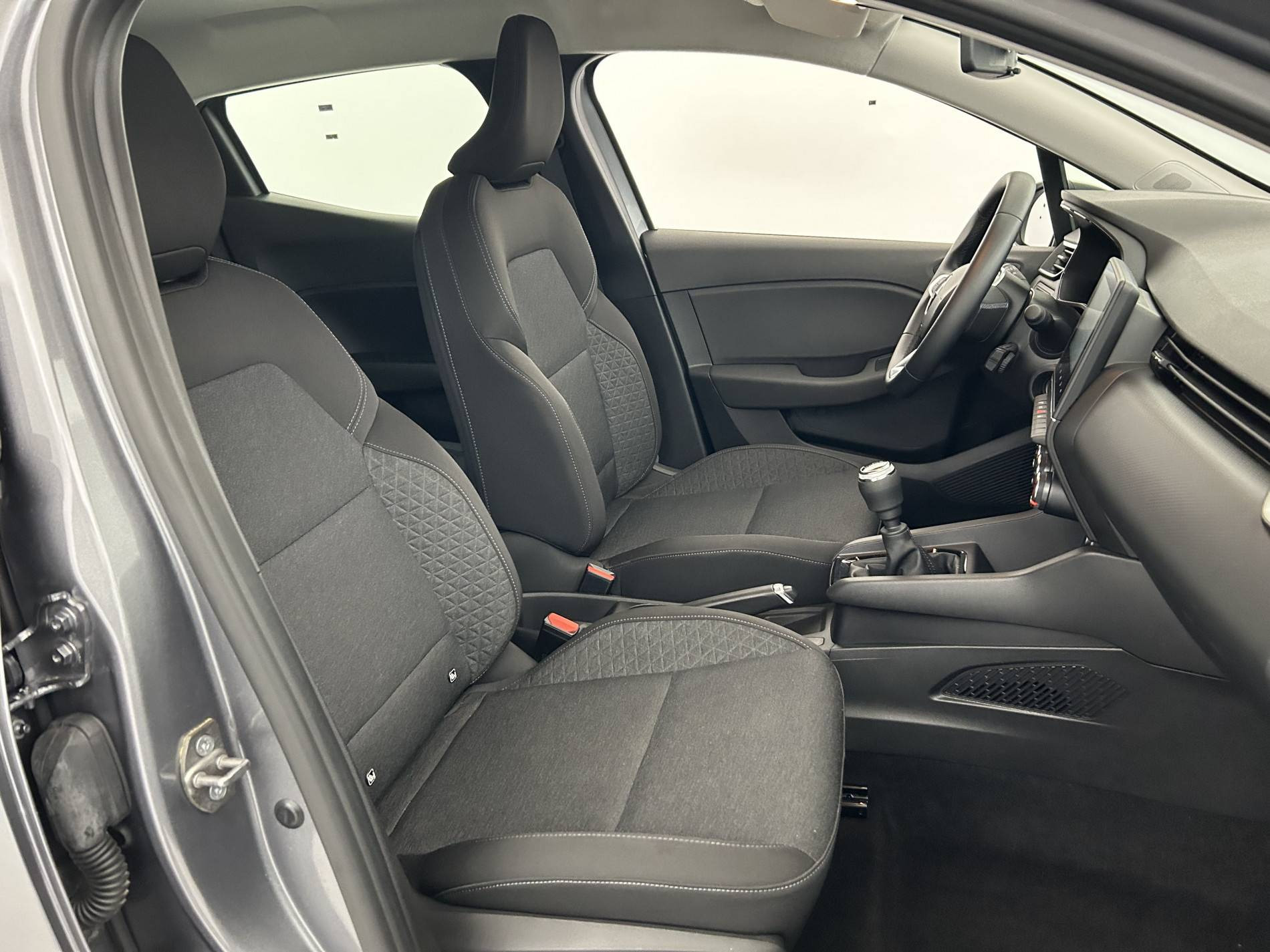 Vente en ligne Renault Clio 5 Clio TCe 90 au prix de 14 490 €