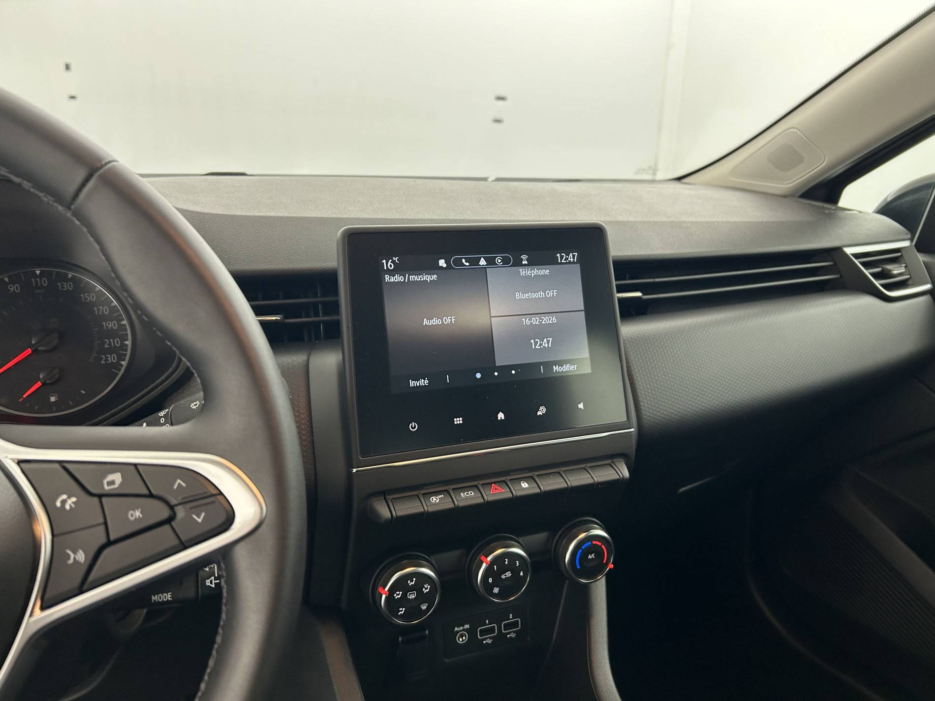 Vente en ligne Renault Clio 5 Clio TCe 90 au prix de 14 490 €