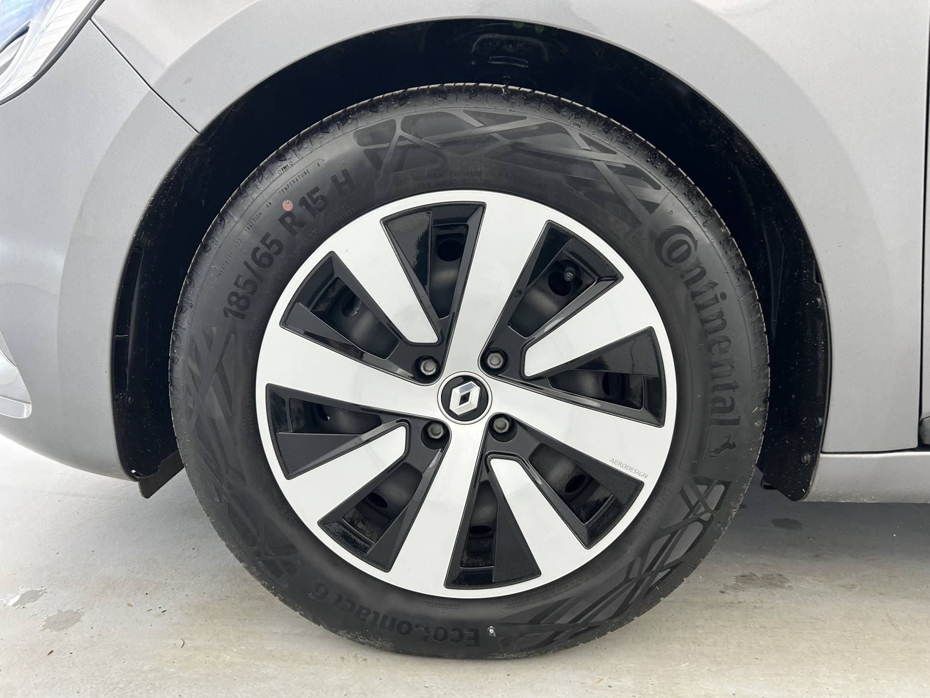 Vente en ligne Renault Clio 5 Clio TCe 90 au prix de 14 490 €