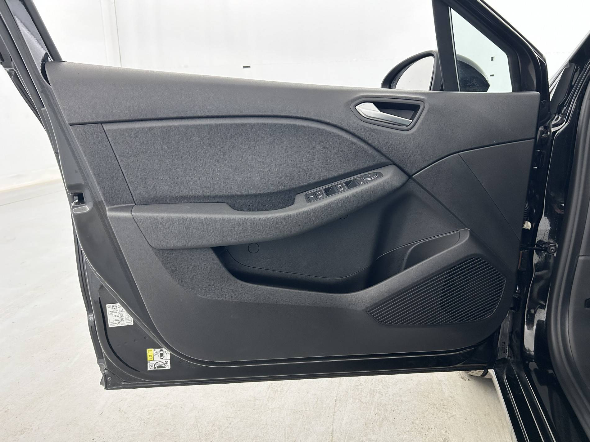 Vente en ligne Renault Clio 5 Clio E-Tech full hybrid 145 ch GSR2 au prix de 19 990 €