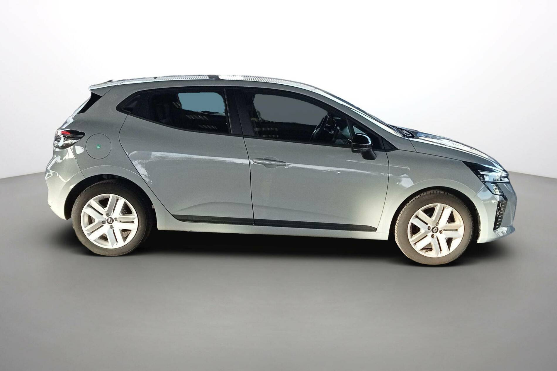 Vente en ligne Renault Clio 5 Clio TCe 90 au prix de 16 290 €