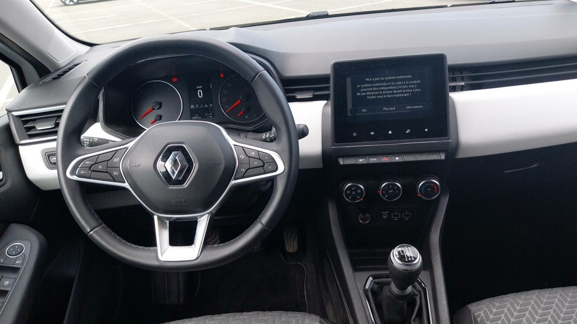 Vente en ligne Renault Clio 5 Clio Blue dCi 100 au prix de 14 990 €