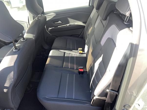 Vente en ligne Dacia Jogger  Hybrid 140 5 places GSR2 au prix de 26 490 €