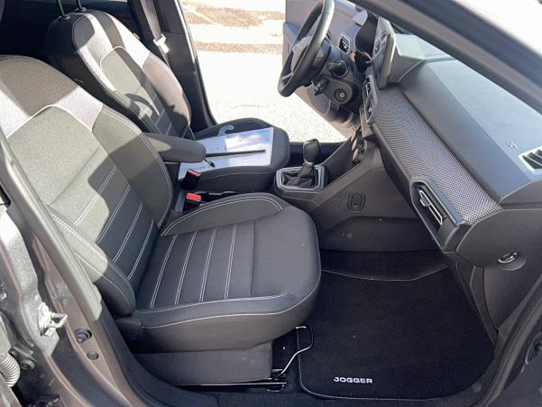 Vente en ligne Dacia Jogger  Hybrid 140 5 places GSR2 au prix de 26 490 €