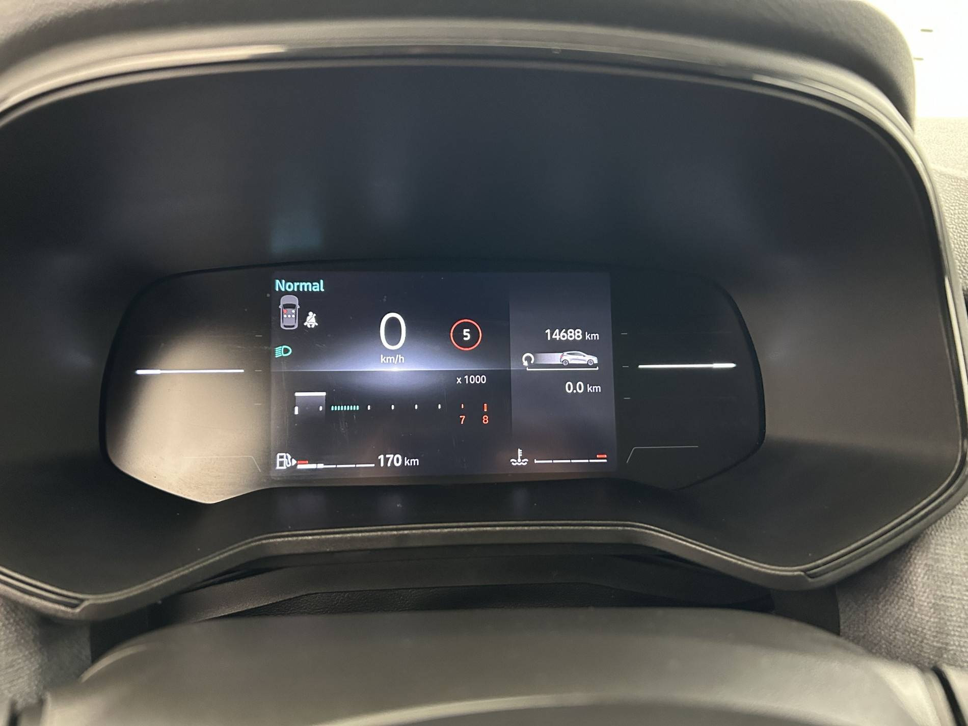 Vente en ligne Renault Clio 5 Clio TCe 90 au prix de 15 990 €