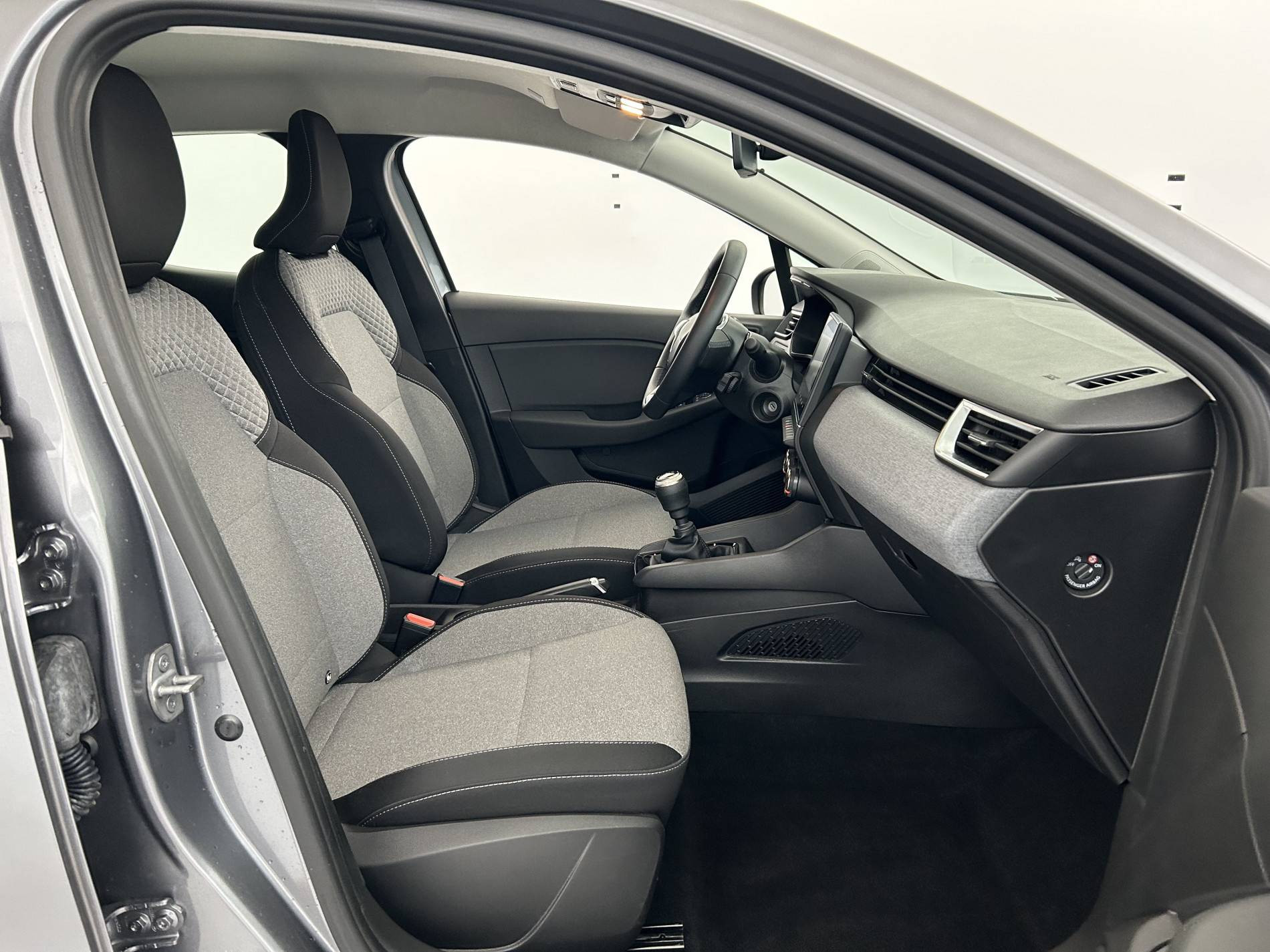 Vente en ligne Renault Clio 5 Clio TCe 90 au prix de 15 990 €