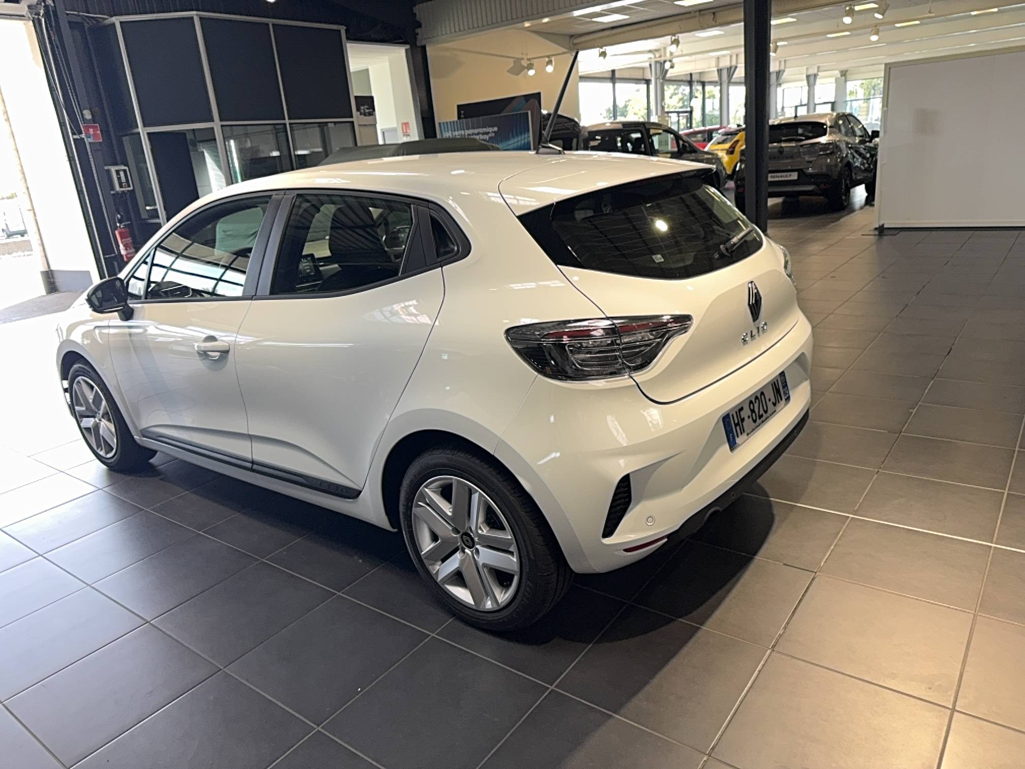 Vente en ligne Renault Clio 5 Clio Eco-G 100 ch GSR2 au prix de 18 990 €