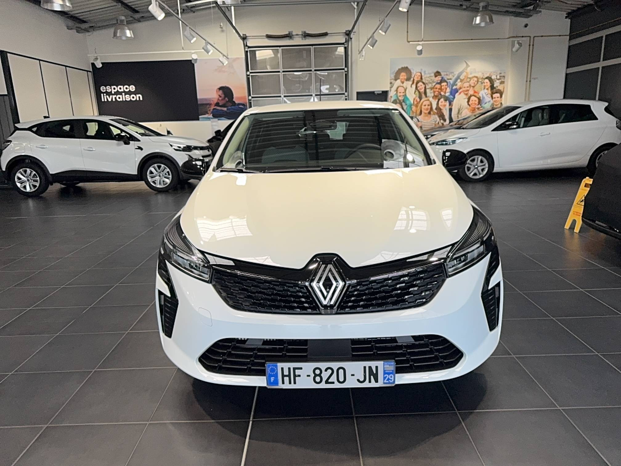 Vente en ligne Renault Clio 5 Clio Eco-G 100 ch GSR2 au prix de 18 990 €