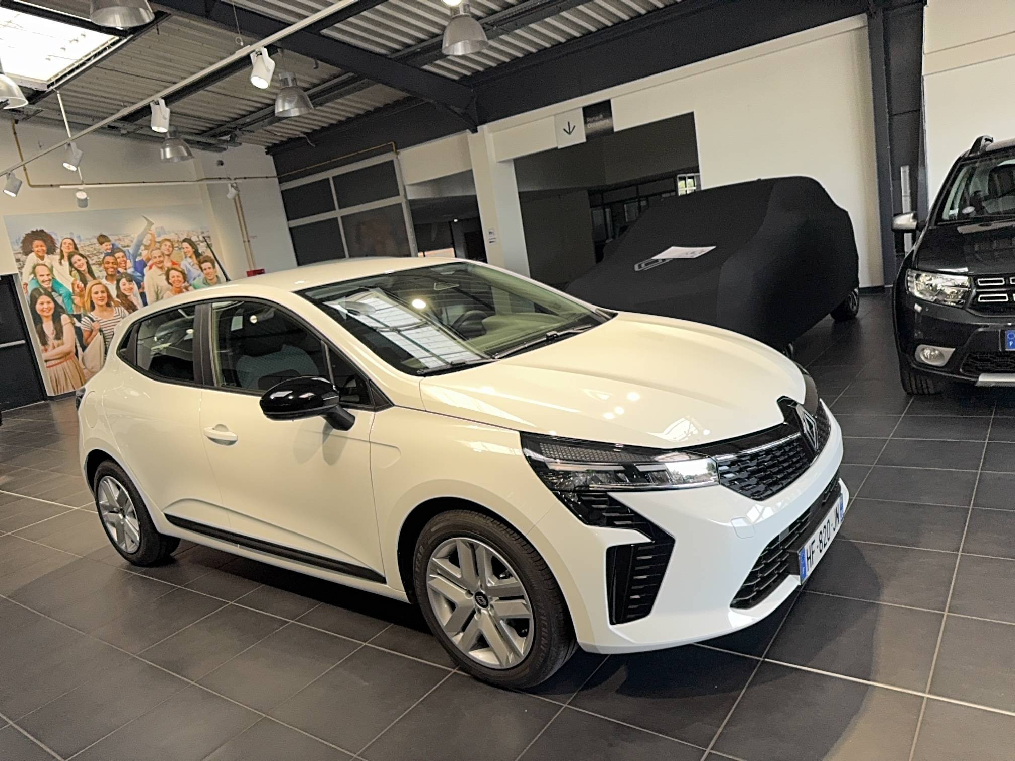 Vente en ligne Renault Clio 5 Clio Eco-G 100 ch GSR2 au prix de 18 990 €