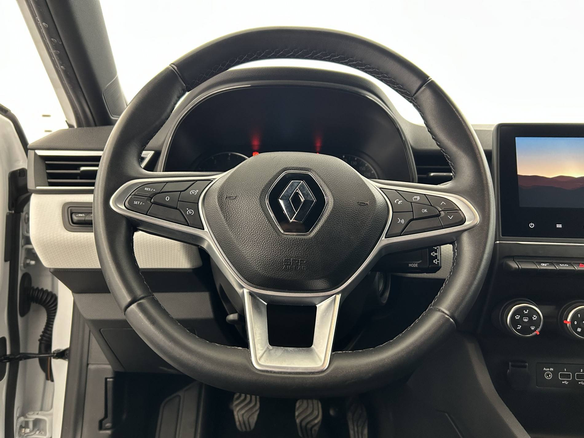 Vente en ligne Renault Clio 5 Clio TCe 90 - 21N au prix de 13 890 €