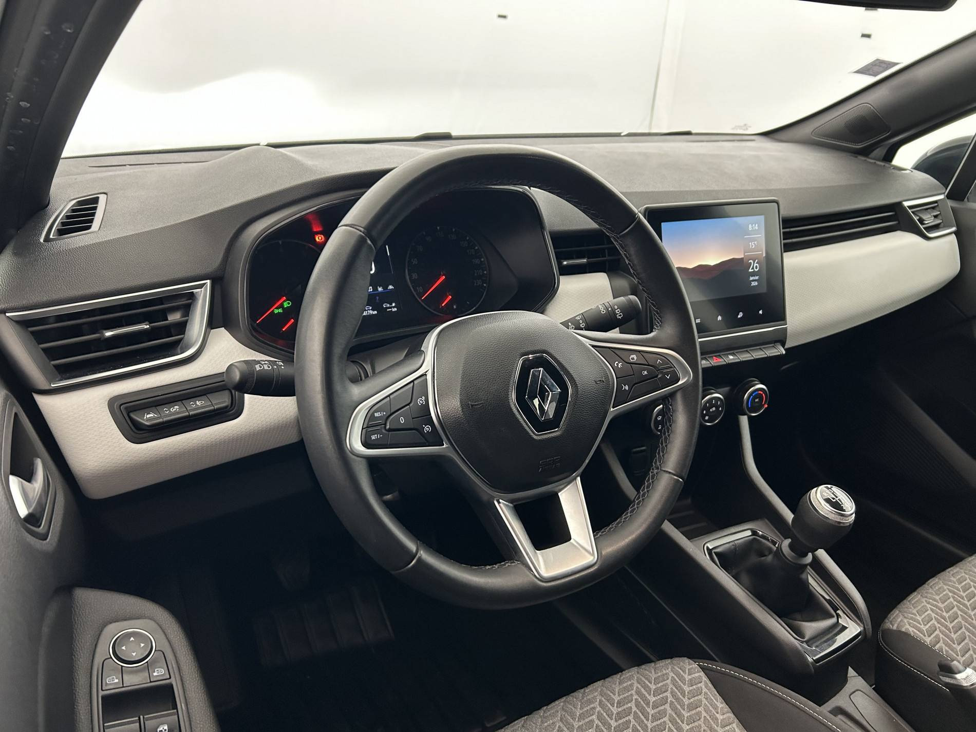 Vente en ligne Renault Clio 5 Clio TCe 90 - 21N au prix de 13 890 €