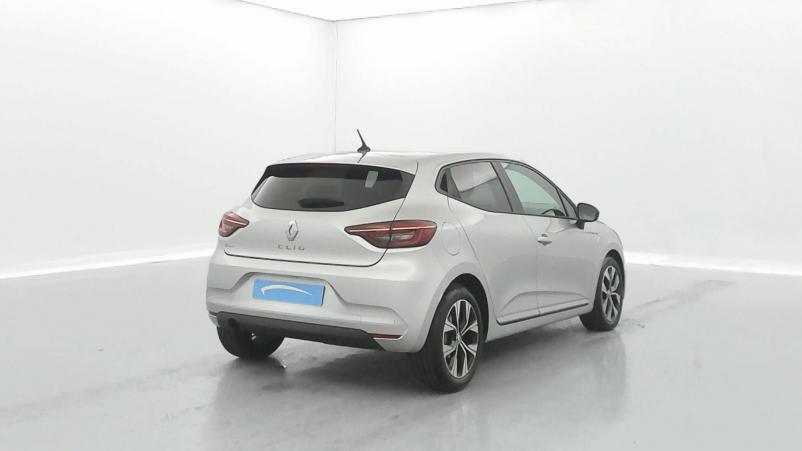 Vente en ligne Renault Clio 5 Clio Blue dCi 100 au prix de 17 990 €