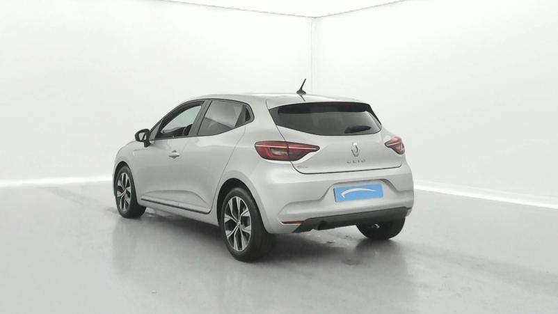 Vente en ligne Renault Clio 5 Clio Blue dCi 100 au prix de 17 990 €