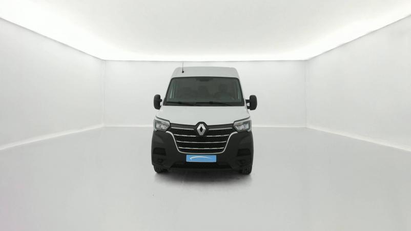 Vente en ligne Renault Master 3 Fourgon MASTER FGN TRAC F3300 L1H2 BLUE DCI 135 au prix de 23 770 €