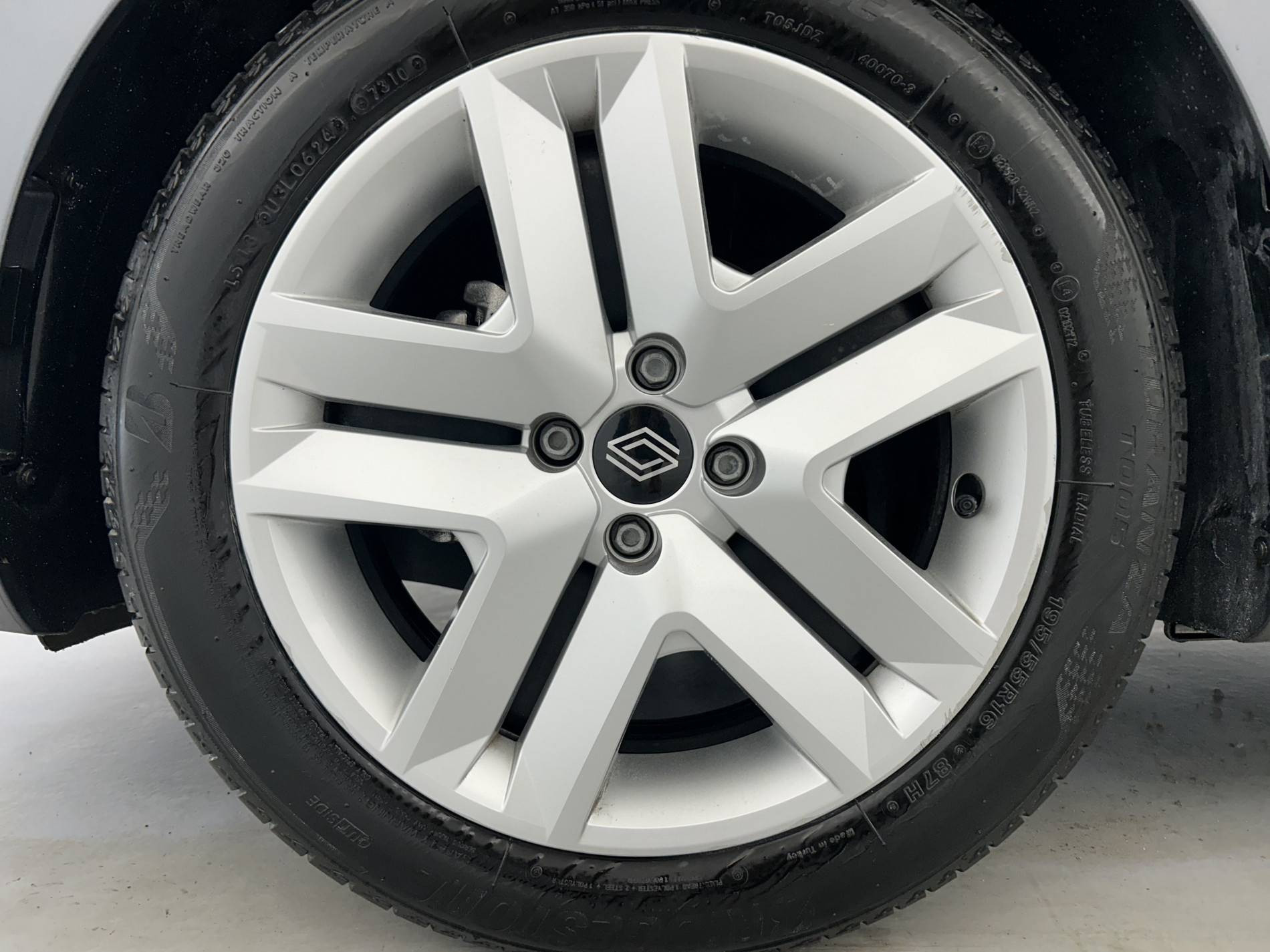 Vente en ligne Renault Clio 5 Clio TCe 90 ch GSR2 au prix de 15 990 €