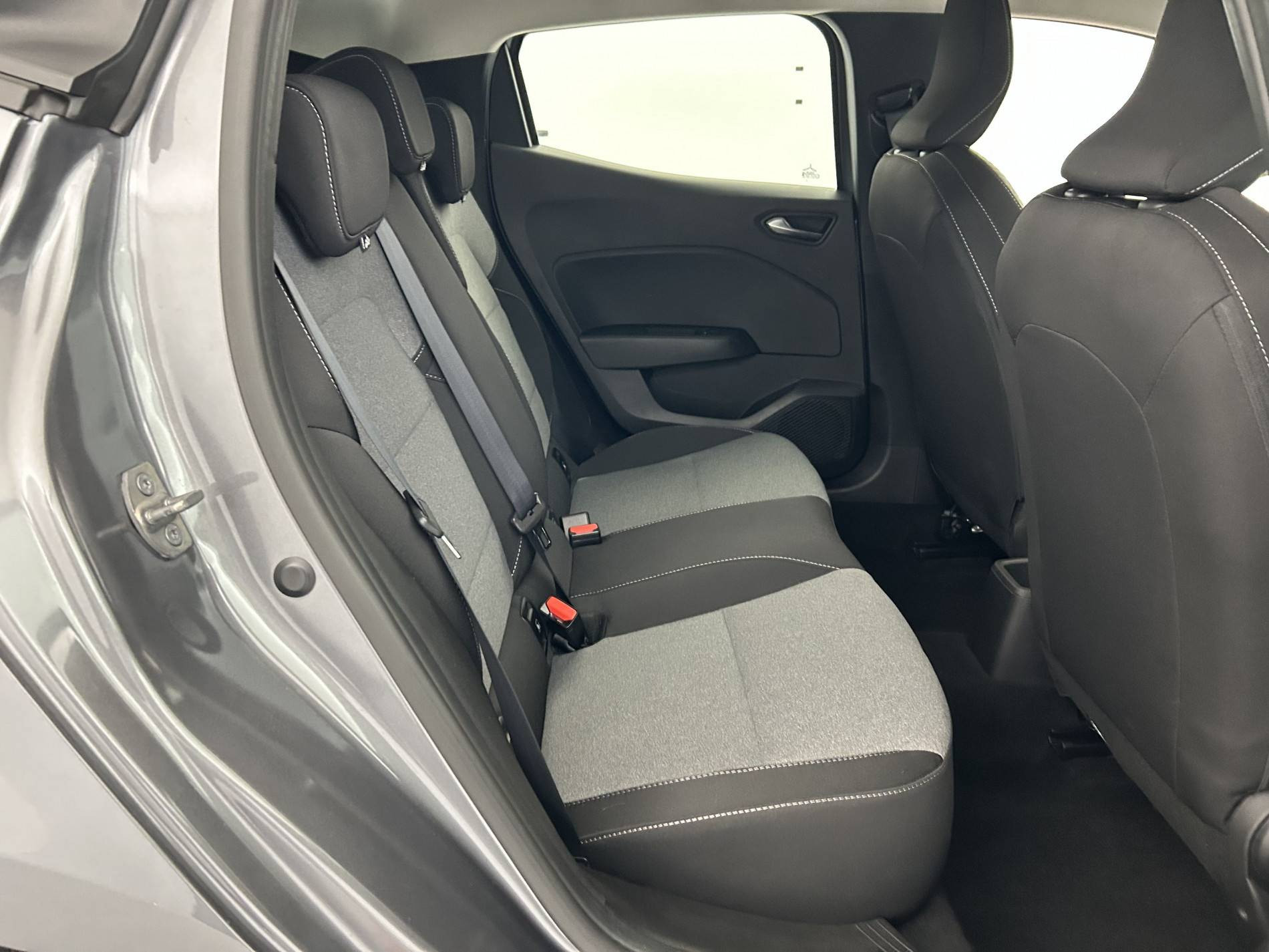 Vente en ligne Renault Clio 5 Clio TCe 90 ch GSR2 au prix de 15 990 €