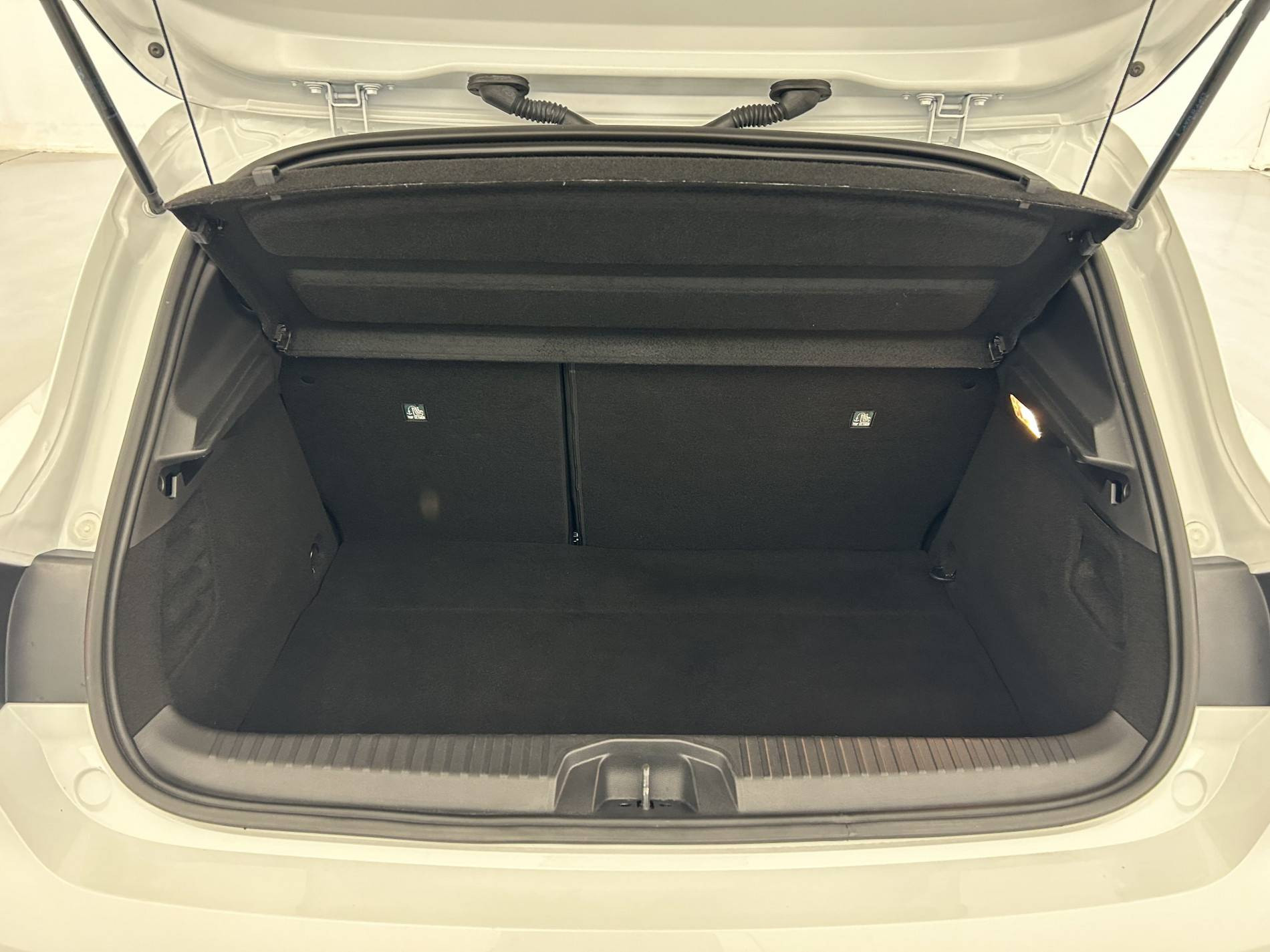 Vente en ligne Renault Clio 5 Clio E-Tech full hybrid 145 ch GSR2 au prix de 20 890 €