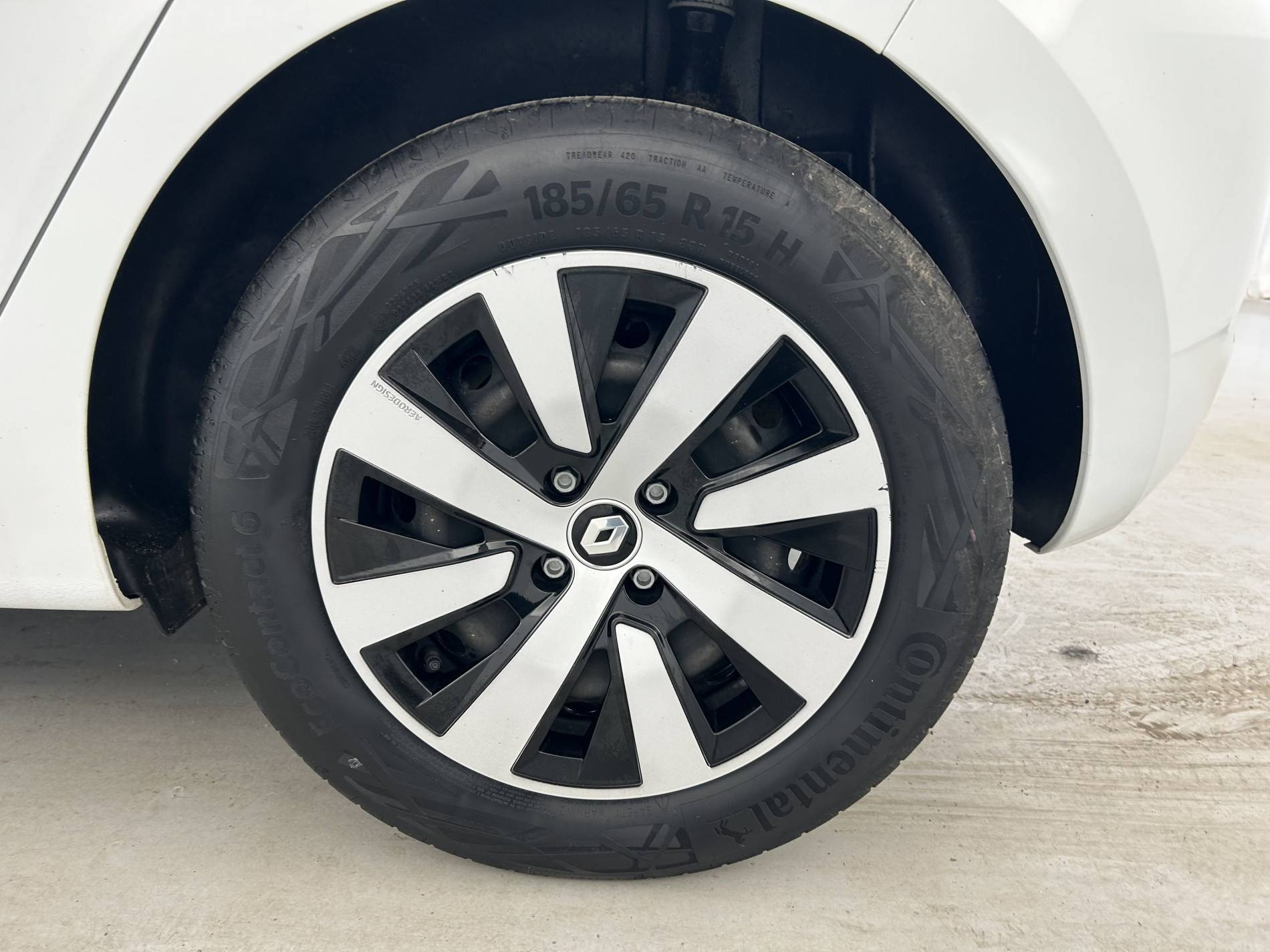 Vente en ligne Renault Clio 5 Clio TCe 90 au prix de 13 490 €