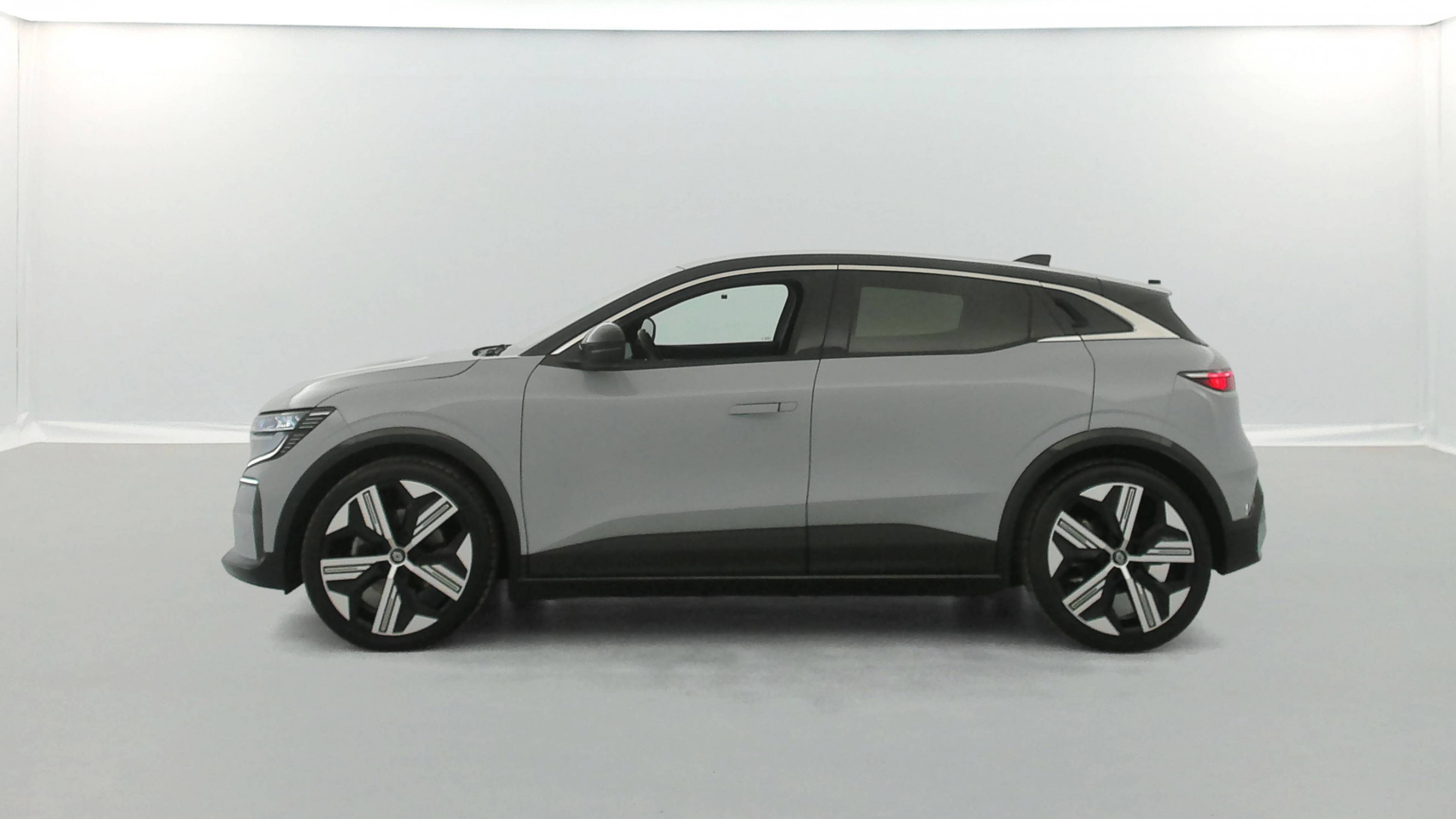 Vente en ligne Renault Megane E-Tech  EV60 220 ch optimum charge au prix de 23 990 €