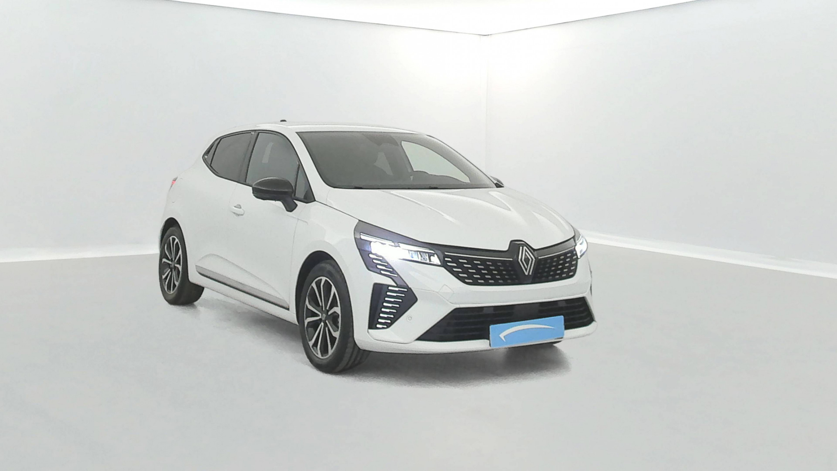 Vente en ligne Renault Clio 5 Clio E-Tech full hybrid 145 ch GSR2 au prix de 20 890 €