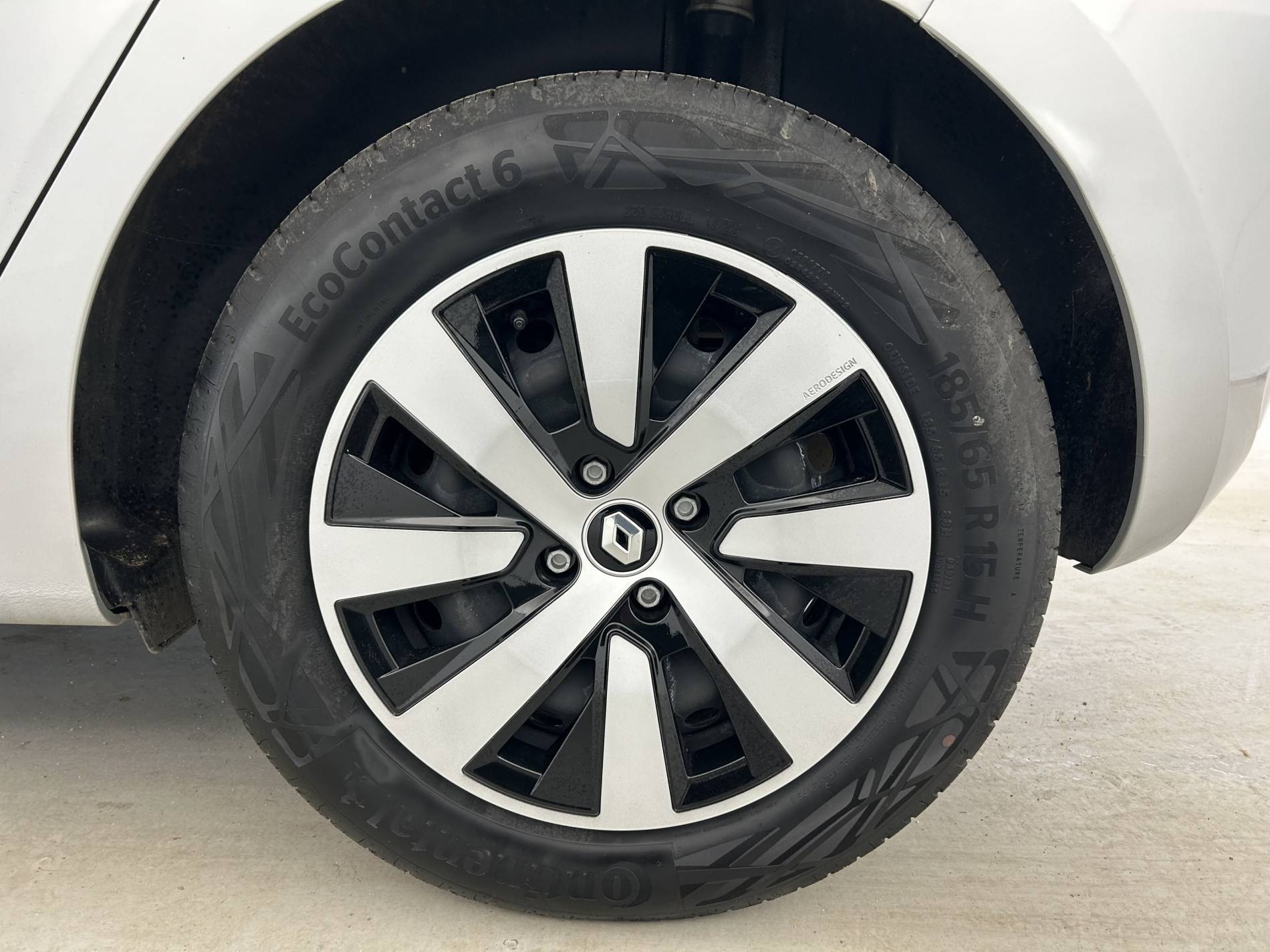 Vente en ligne Renault Clio 5 Clio TCe 90 au prix de 14 990 €