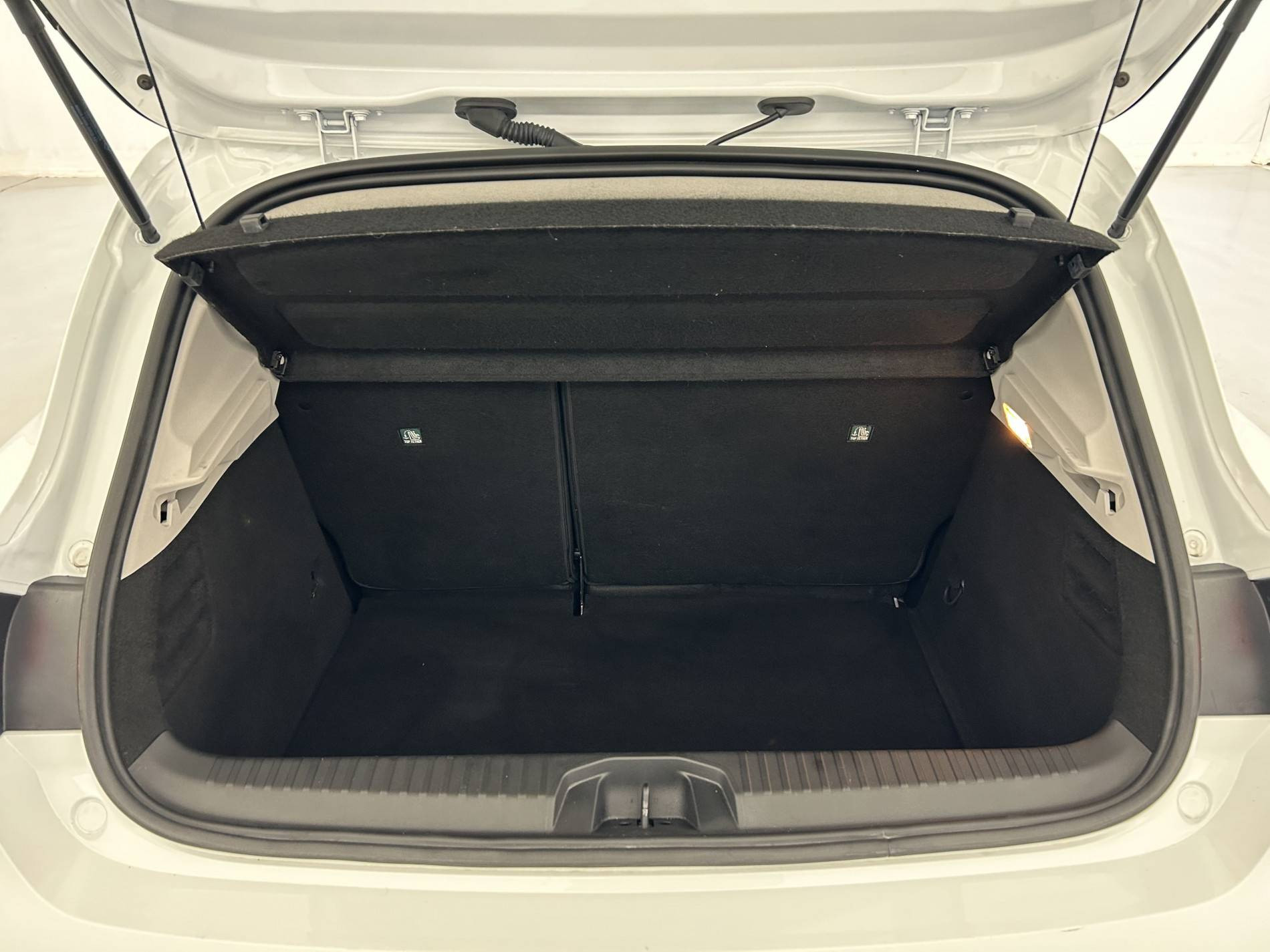 Vente en ligne Renault Clio 5 Clio TCe 90 au prix de 13 490 €