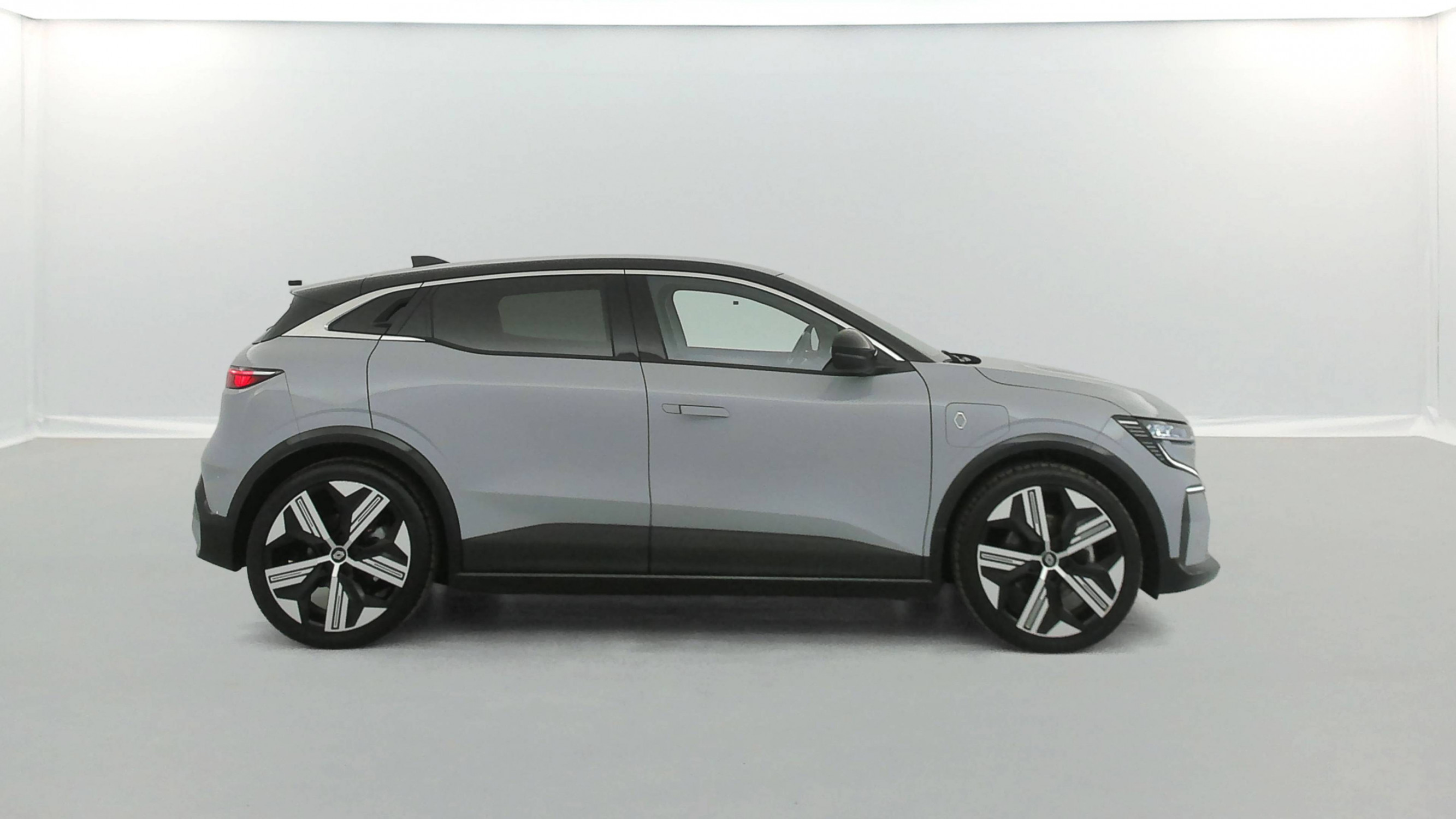 Vente en ligne Renault Megane E-Tech  EV60 220 ch optimum charge au prix de 23 990 €